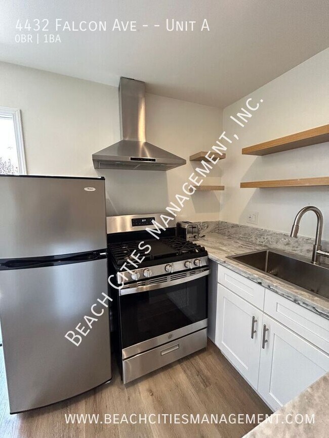 Building Photo - 4432 Falcon Ave