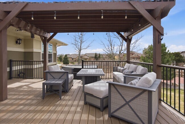 Building Photo - One-of-a-Kind 4-Bed Castle Rock Retreat with 4 car Attached Garage