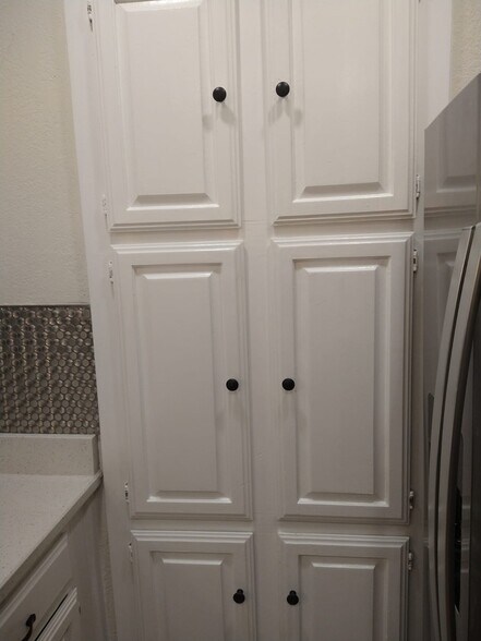 Building Photo - 1109 Calico Ln