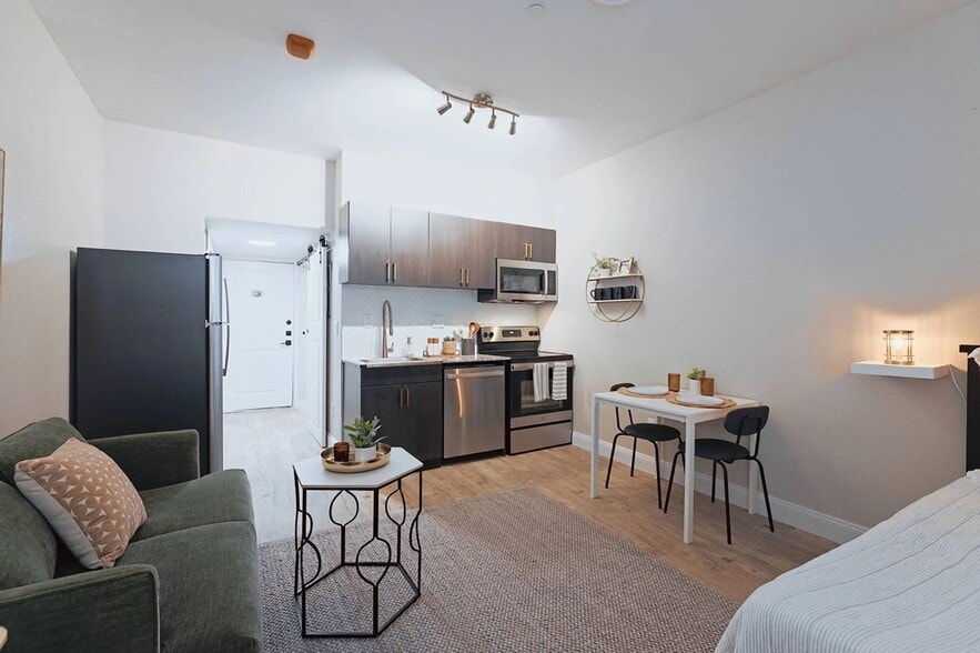 Interior Photo - The Veer