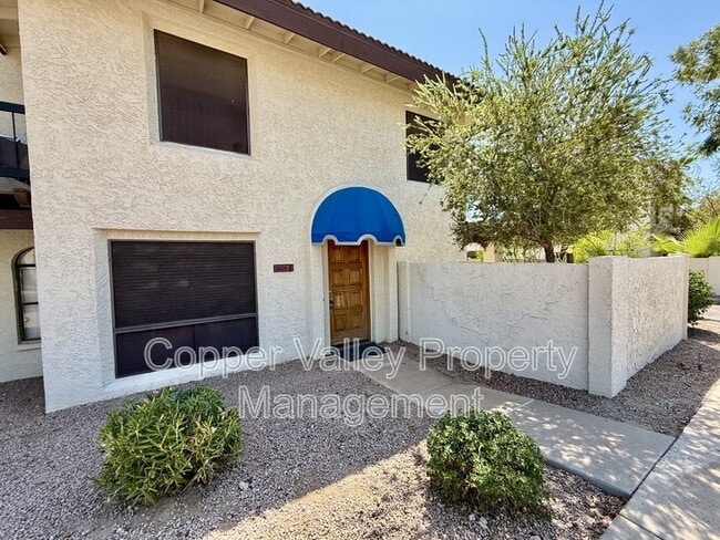 Building Photo - 8601 S 48th St