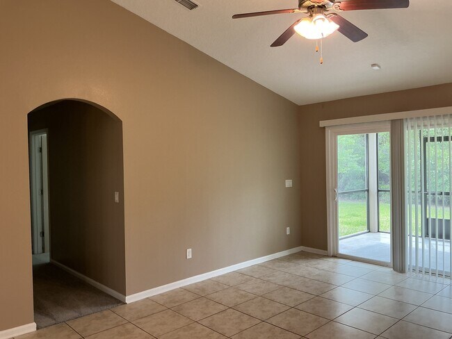 Building Photo - 13684 Chipperfield Ln