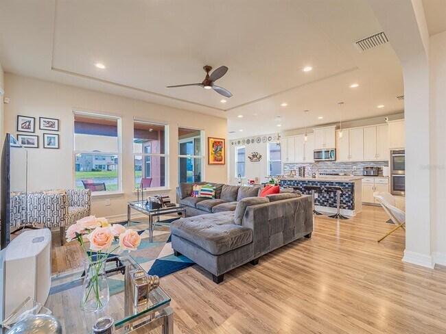 Building Photo - 28923 Lucero Ln