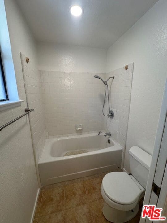 Building Photo - 6501 Bradley Pl