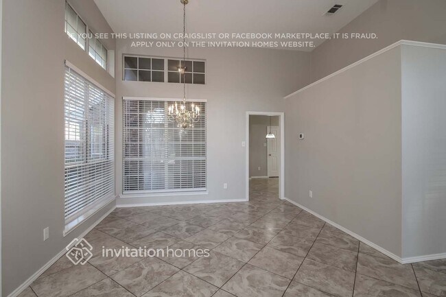 Building Photo - 7878 Squire Ln