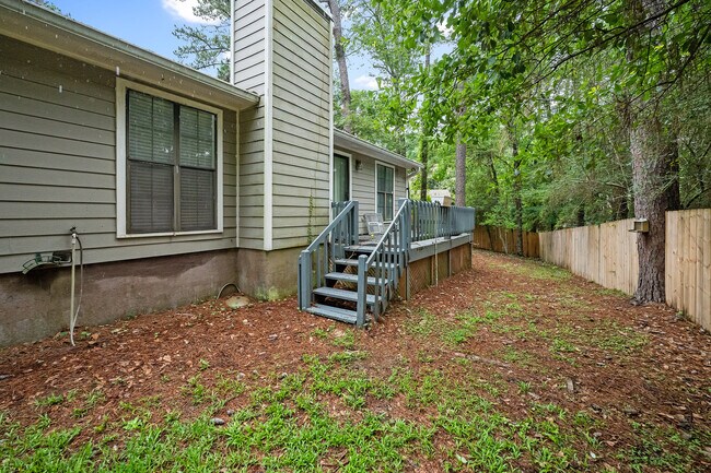 Building Photo - 115 Donna Cir