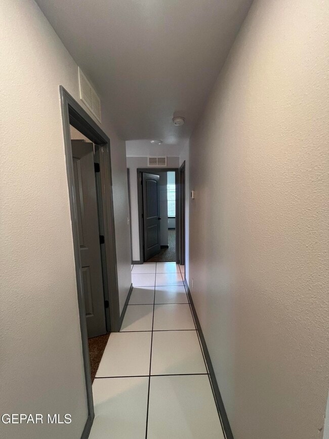 Building Photo - 807 HC Gilbert Minjares Dr