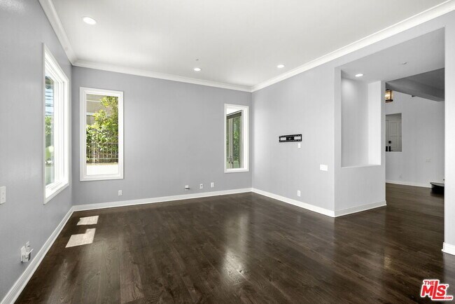Building Photo - 16648 Cll Arbolada