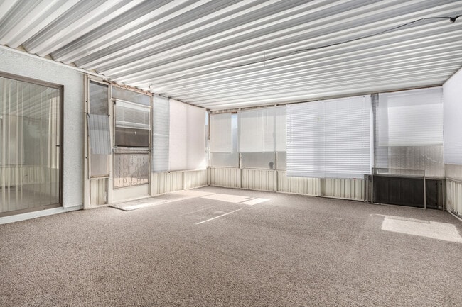 Building Photo - 1116 S 53rd St