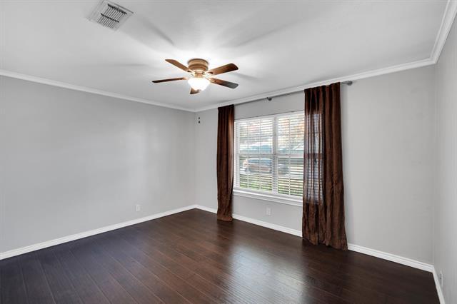 Building Photo - 202 Vanderbilt Ln