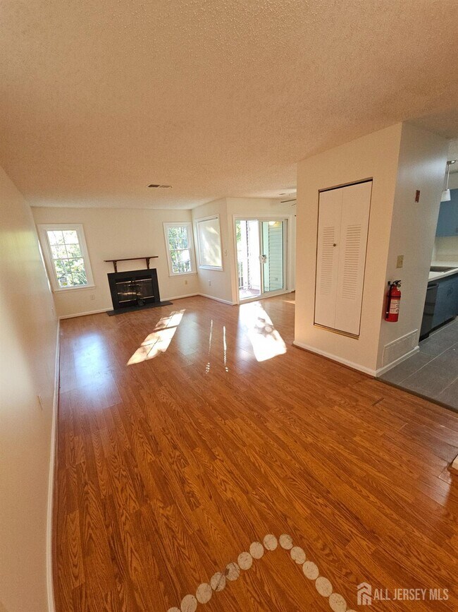 Building Photo - 1226 Edpas Rd