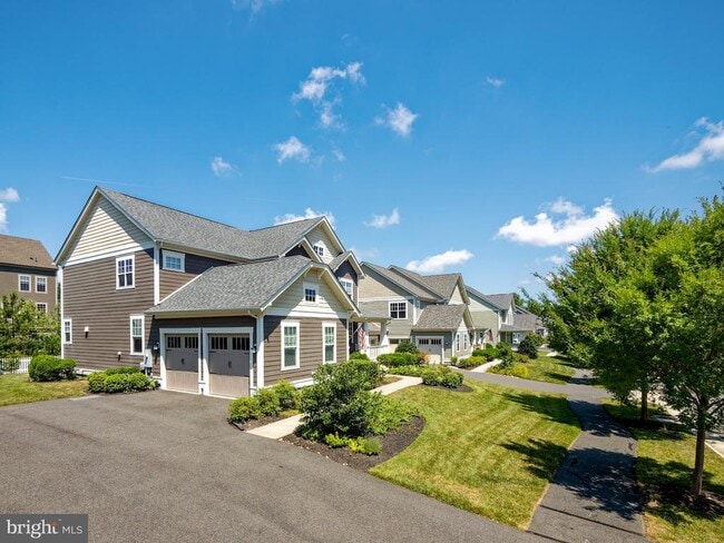 Building Photo - 24925 Quimby Oaks Pl