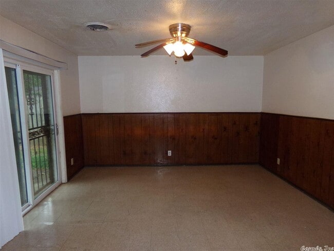 Building Photo - 39 Hatfield Dr