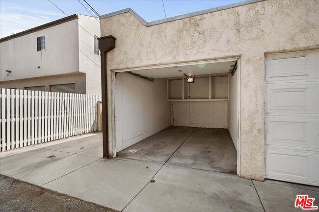 Building Photo - 4208 Lafayette Pl