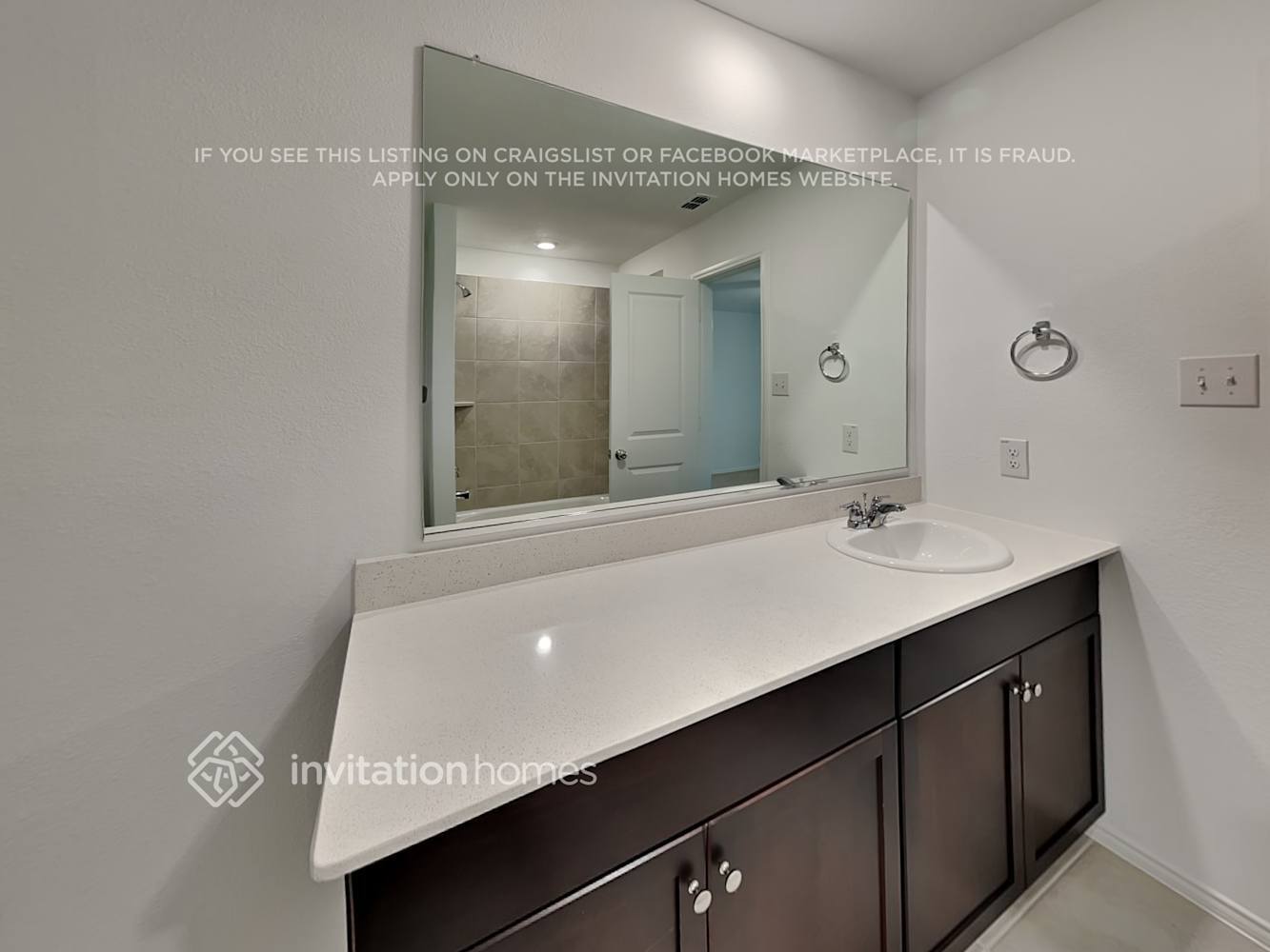 Building Photo - 320 Pueblo Bonito Trl