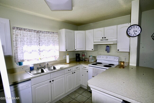 Building Photo - 122 Ullian Trail