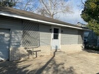 Building Photo - 407 E Homan Ave