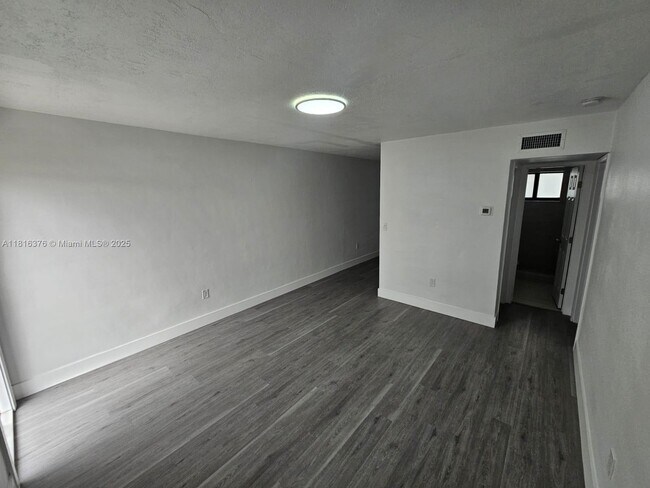 Building Photo - 1020 Opa-locka Blvd