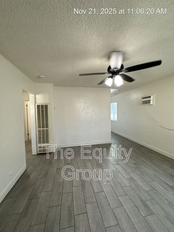 Building Photo - 340 S Blackstone St