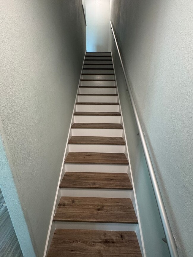 Building Photo - 930 Paddleboard Ct