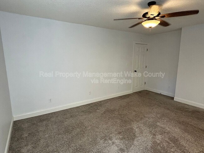 Building Photo - 3421 Kistler Ct