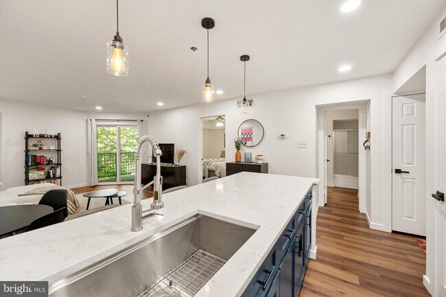 Building Photo - 3307 Wyndham Cir