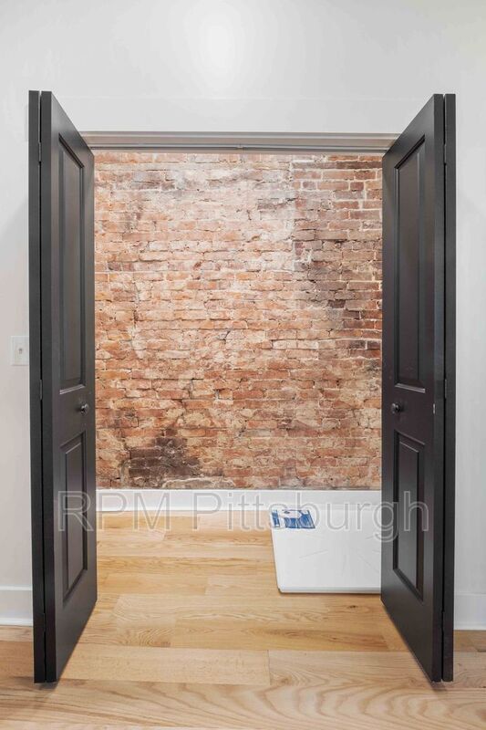 Building Photo - 161 Morewood Ave