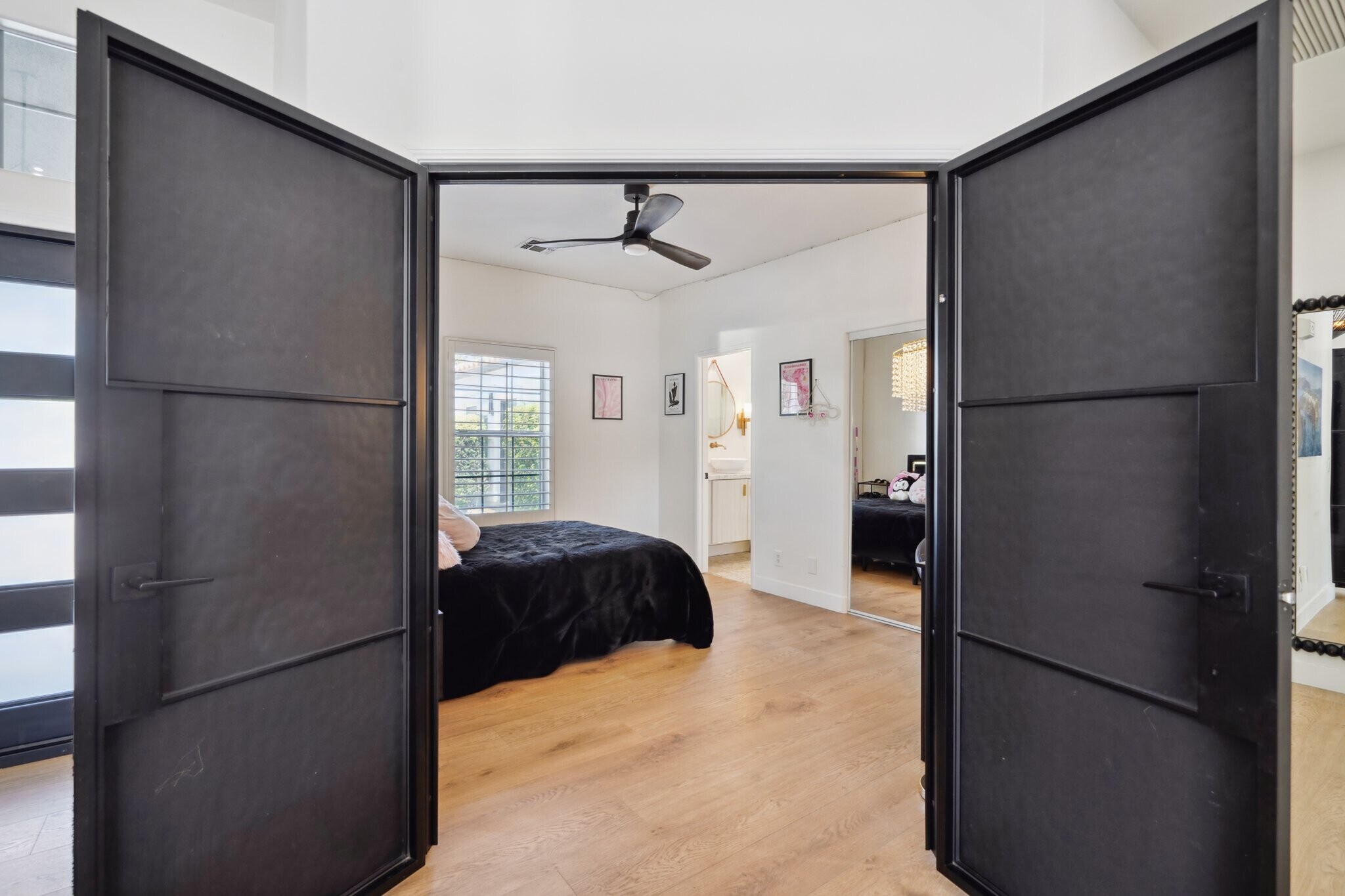 Building Photo - 45138 Shaugnessy Dr