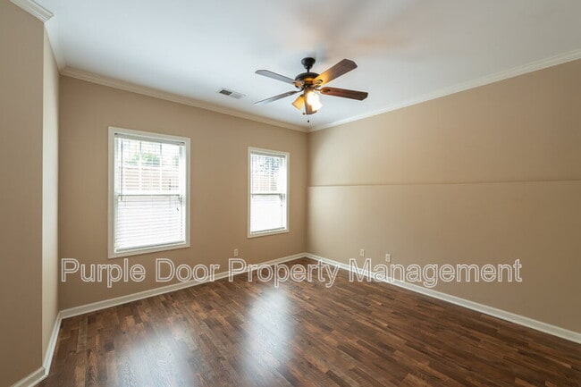 Building Photo - 913 Telfair Close