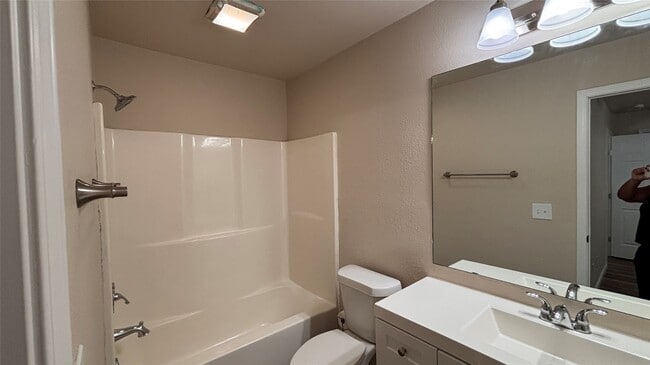 Building Photo - 3036 Corley Ave