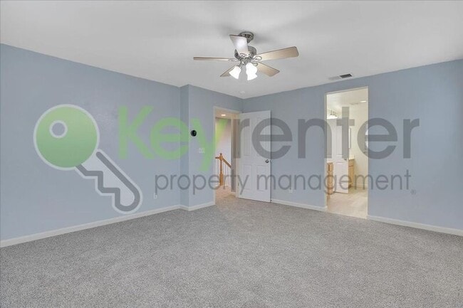 Building Photo - 461 Anjou Cir