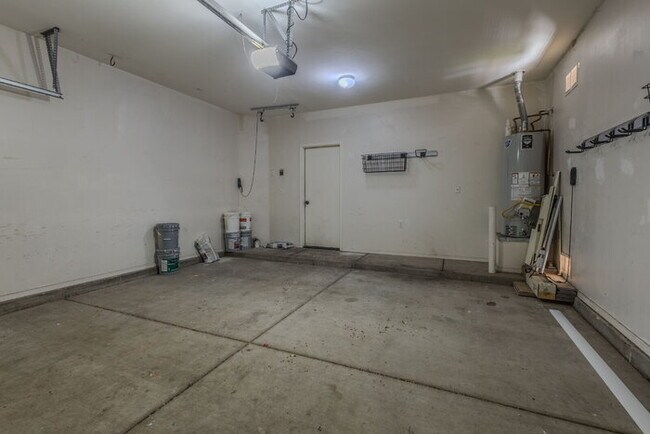 Building Photo - Rancho Sahuarita