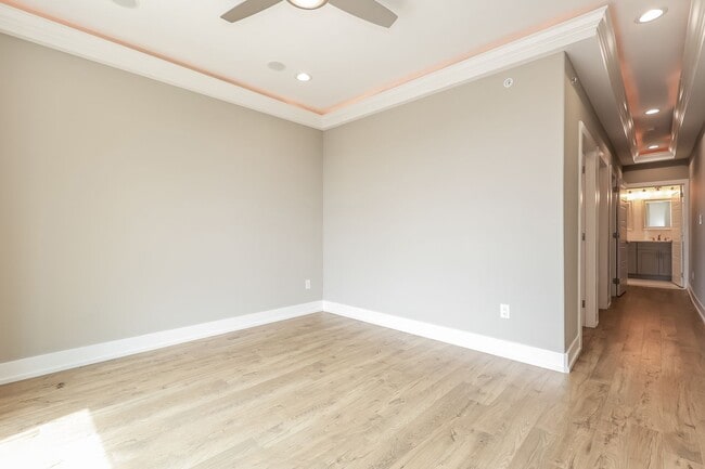 Building Photo - 1433 S Fallon St