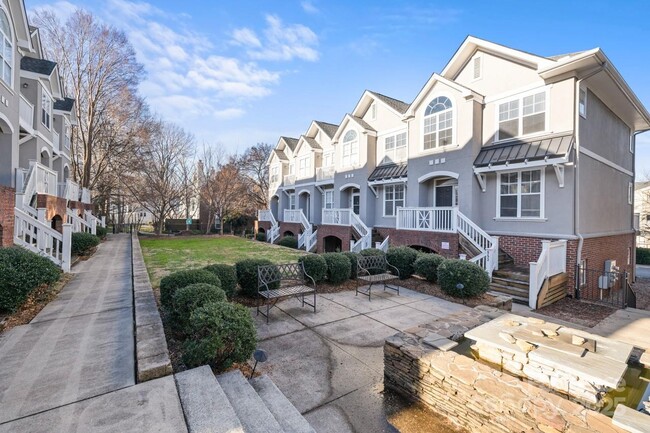 Building Photo - 853 Clarkson Mill Ct