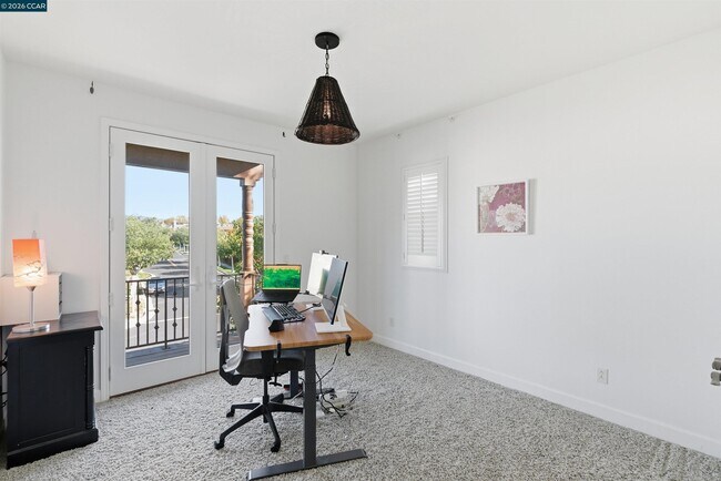 Building Photo - 1041 S Wedgewood Rd