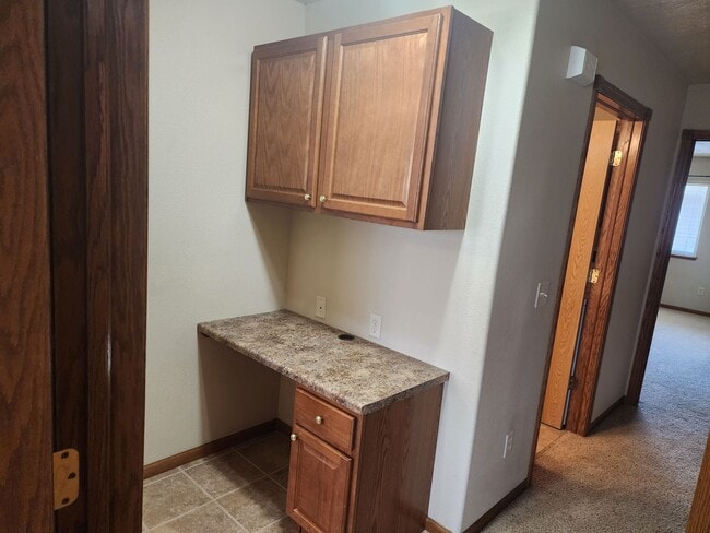 Building Photo - Three bedroom two bathroom Town home