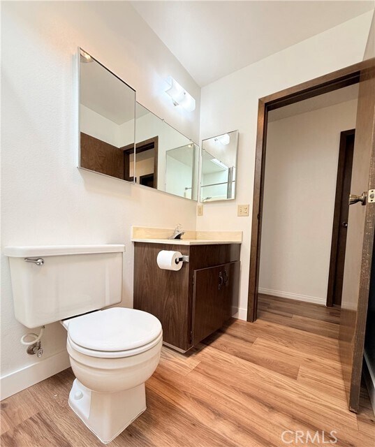 Building Photo - 575 Aloma Way