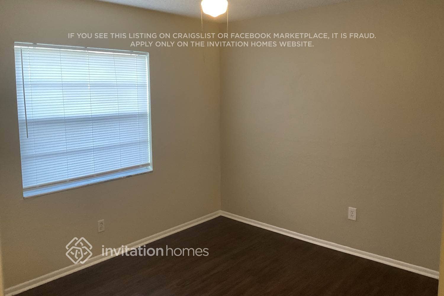 Building Photo - 5857 79th Ave