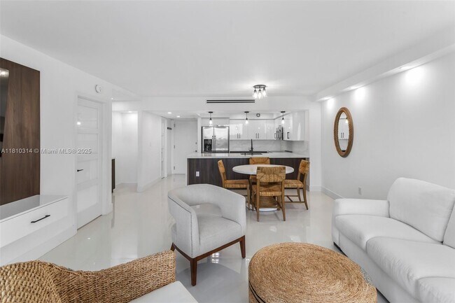 Building Photo - 5701 Collins Ave