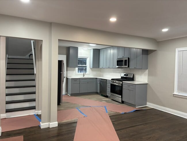 Building Photo - 3226 181st St