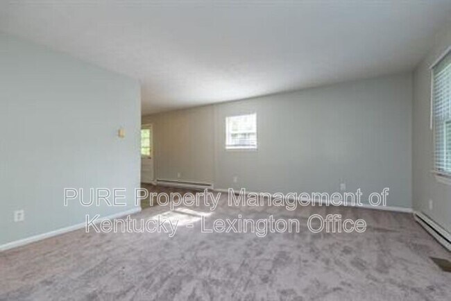 Building Photo - 316 Longview Dr