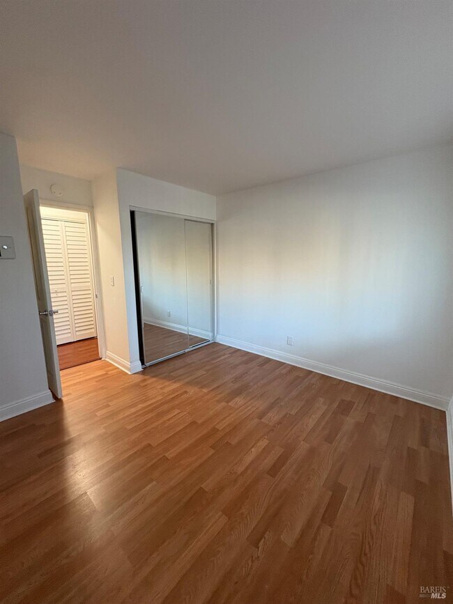 Building Photo - 297 Enterprise Dr