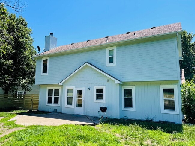 Building Photo - Beautiful, Spacious Single Family Home