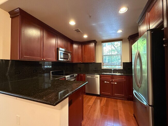 Building Photo - Modern 3 Bedroom 2 Bathroom Condo at the Monte Vista in Downtown San Jose