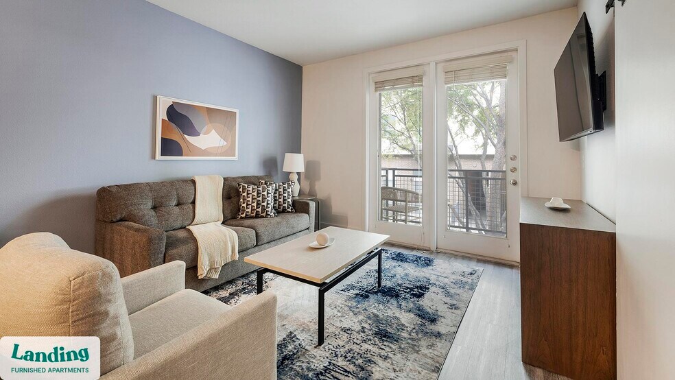 Building Photo - 810 W St Johns Ave