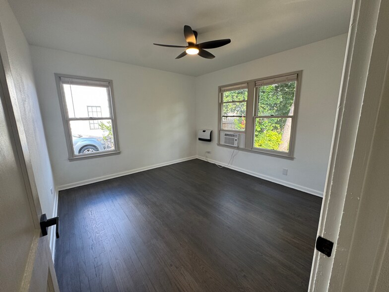 Building Photo - 510 Mitchell Ave