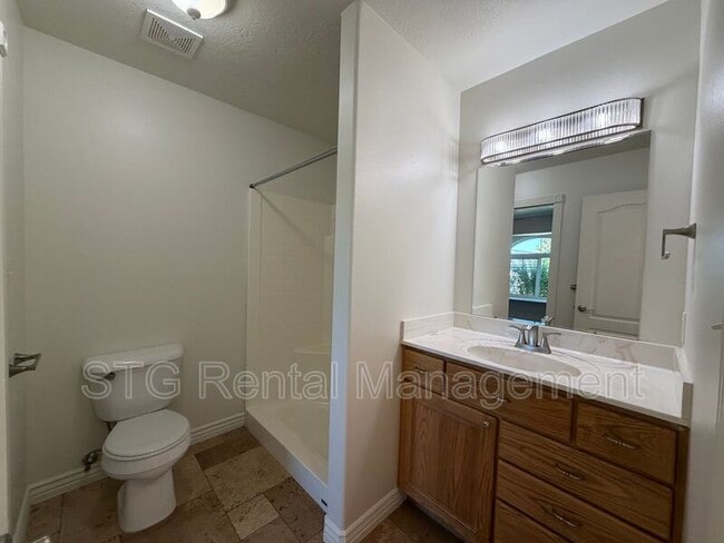 Building Photo - 135 N 350 W
