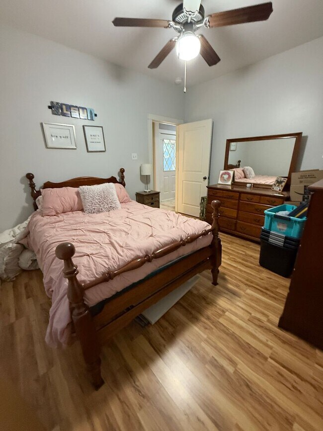 Building Photo - Must see this Beautifull home located off Staring in Santa Rosa Subdivision