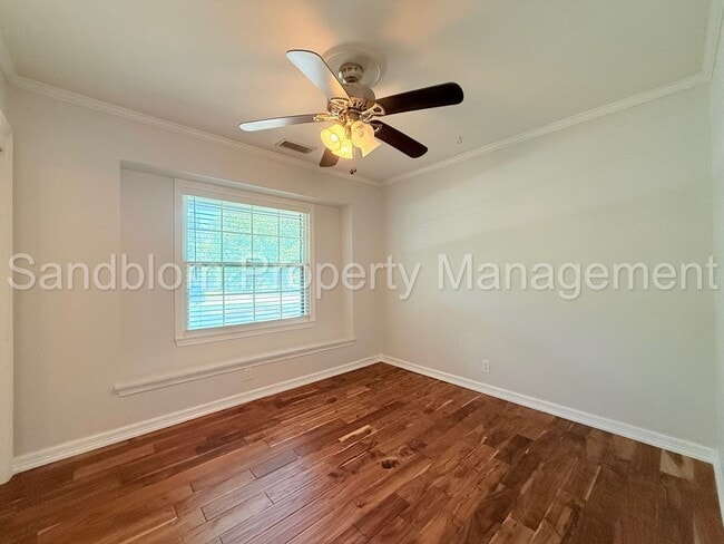 Building Photo - For Lease | South Tulsa | $1800 Rent
