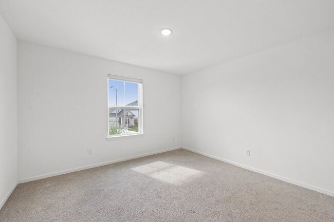Building Photo - 7818 Palm Glade Dr